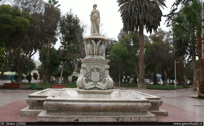 Der Brunnen aud dem Hauptplatz von Copiapo, Atacama Region - Chile