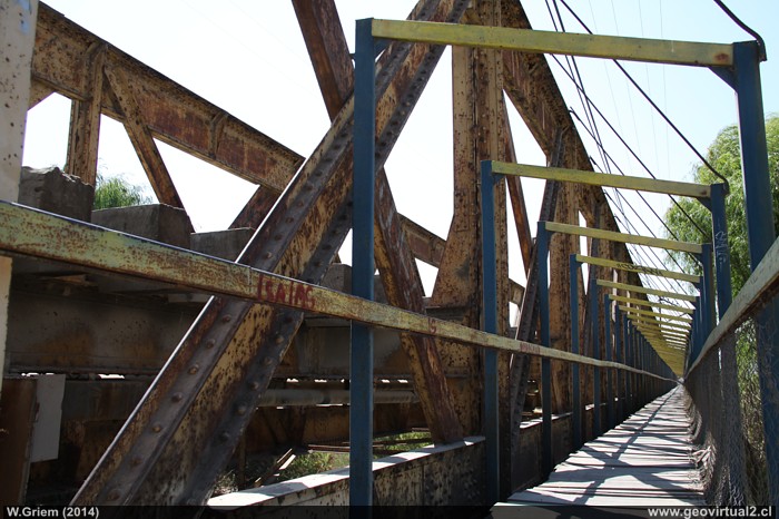 Puente ferrocarril río Aconcagua en La Calera, Chile
