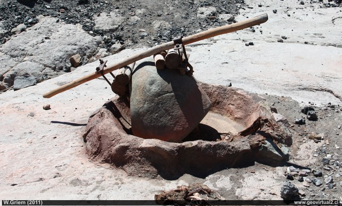 Maray - zum zerkleinern von Mineralien - in der Nähe der Bronce Mine 