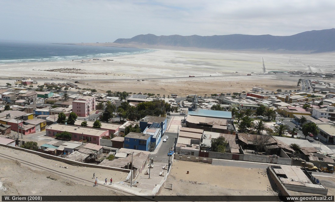Die Küstenstadt Chañaral in der Atacama Wüste, Chile