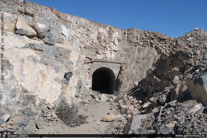 Túnel entre Las Animas y Manto Verde: Portada sur
