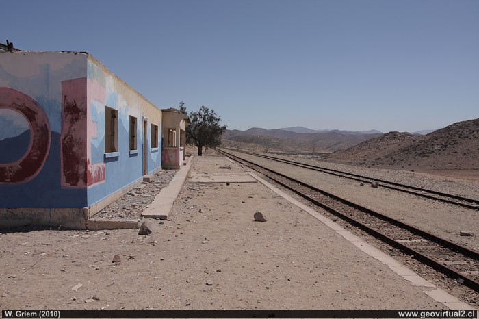 Edificio de la ex estación Romero - longitudinal en Atacama