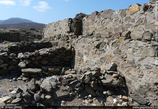 Ruinas en la Caleta El Cobre, Atacama, Chile