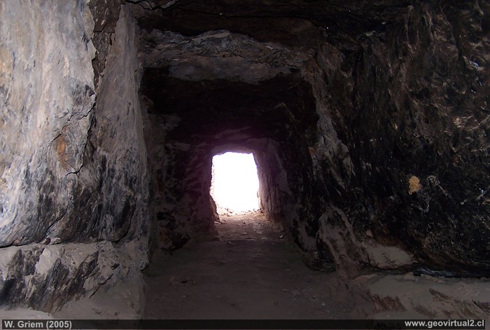 Im ehemaligen Silberbergwerk Descubridora in Chañarcillo, Atacama-Wüste, Chile