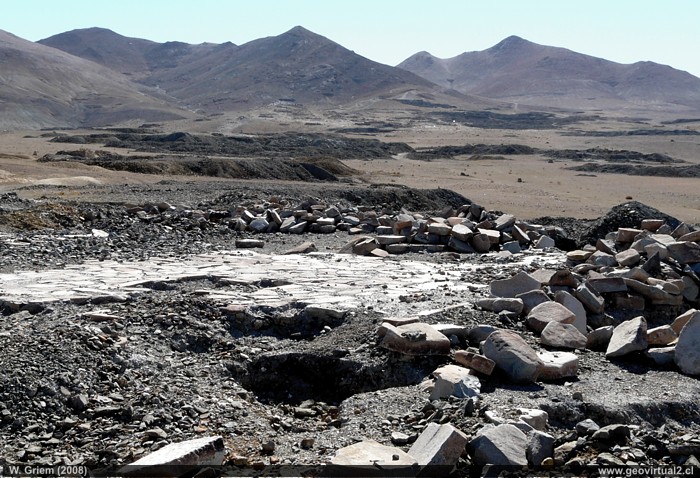 Dump material in Tres Puntas, Región Atacama - Chile